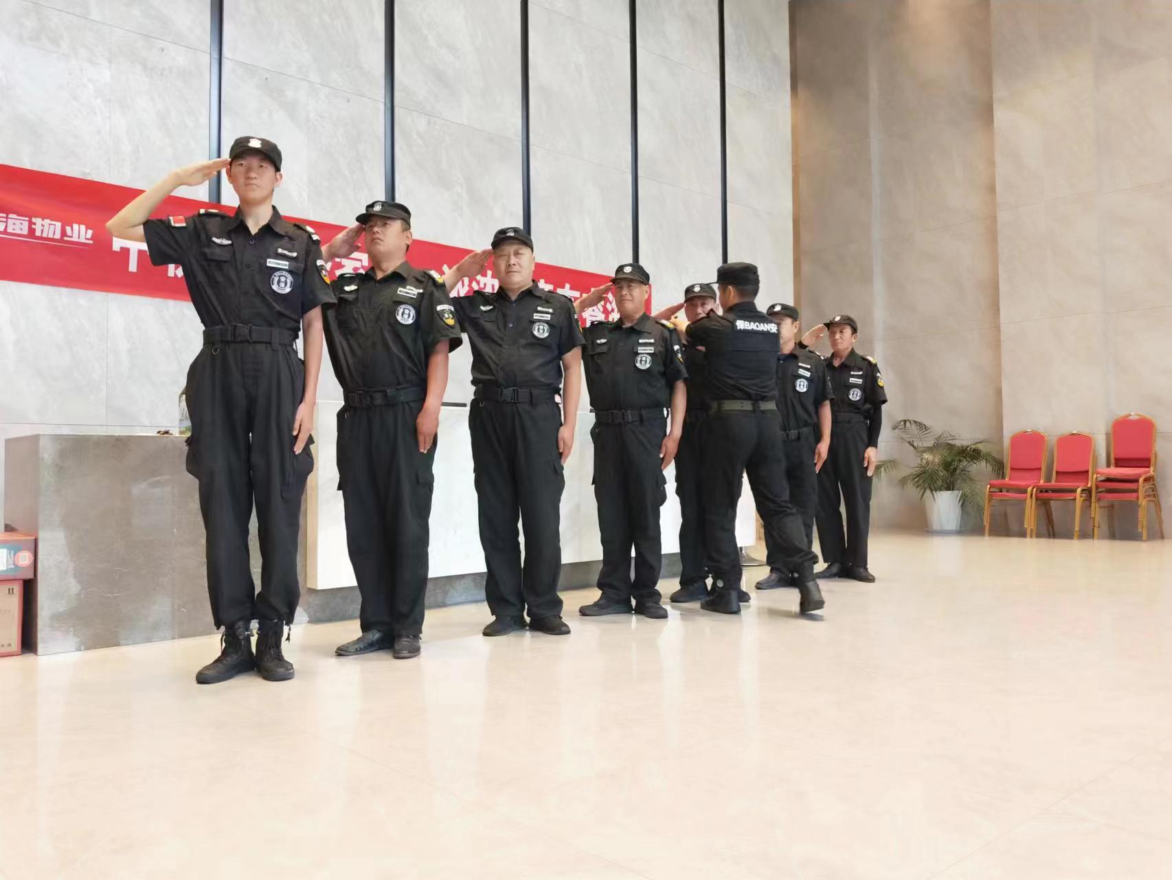 保安小兄弟 ！辛苦了！(圖4)